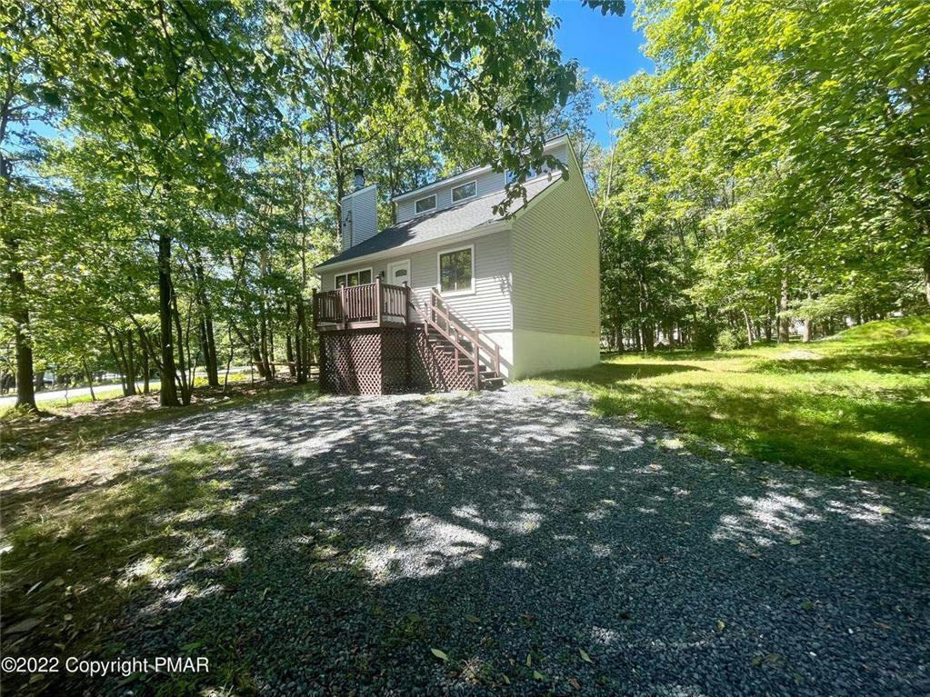 4105 BLUEBERRY HILL RD, PIKE COUNTY, PA 18324, photo 1 of 20