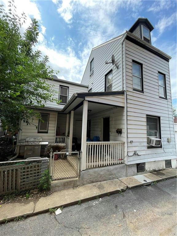 528 N REFWAL ST, ALLENTOWN CITY, PA 18102, photo 1 of 9