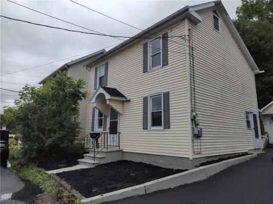 673 W WASHINGTON ST, SLATINGTON, PA 18080 - Image 1