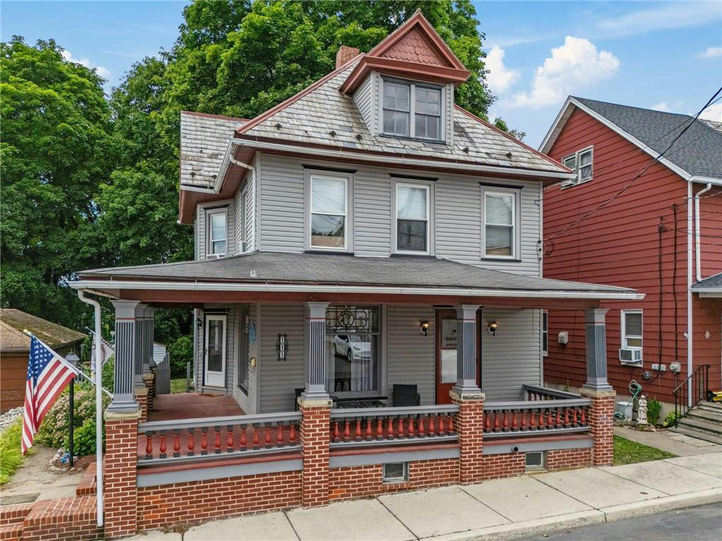 111 B ST, PEN ARGYL BOROUGH, PA 18072, photo 1 of 36