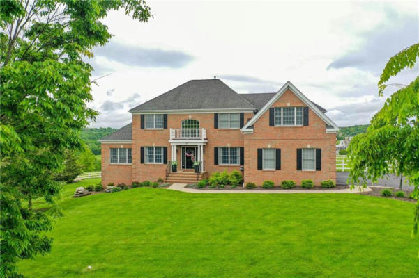 70 CLUBHOUSE DR, WILLIAMS TWP, PA 18042 - Image 1